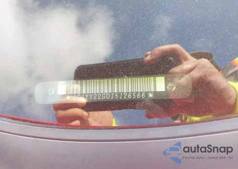 2001 Chevrolet Corvette из США, поврежденный, VIN 1G1YY22G015126566